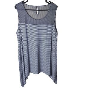 NWT Dana Buchman Women's Cool Black & White Strip  Sleeveless Blouse Size XL